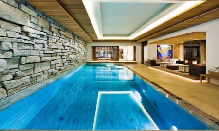 Sleek and contemporary indoor pool idea
